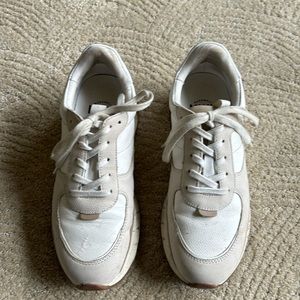 Madewell Sneaker size 8 in cream and off white